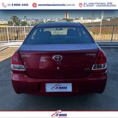 TOYOTA-ETIOS-2013