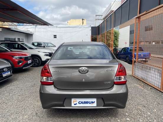TOYOTA-ETIOS-1.5 XS SEDAN 16V FLEX 4P AUTOMÁTICO TOYOTA-ETIOS-2017