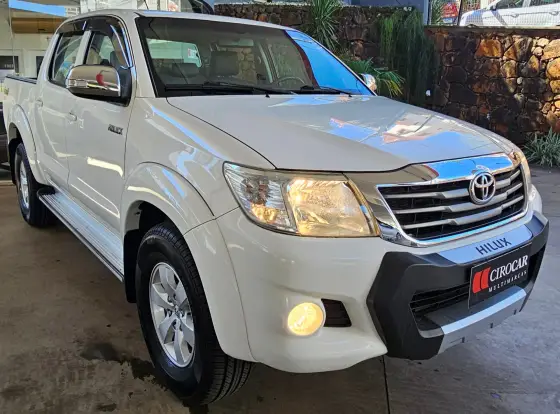 TOYOTA HILUX 2.7 SRV 4X4 CD 16V FLEX 4P AUTOMÁTICO