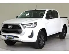 TOYOTA HILUX 2.8 D-4D TURBO DIESEL CD SR 4X4 AUTOMÁTICO TOYOTA HILUX 2.8 D-4D TURBO DIESEL CD SR 4X4 AUTOMÁTICO