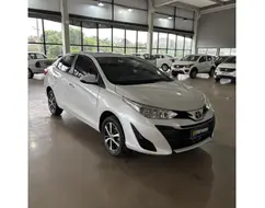TOYOTA YARIS 1.5 16V FLEX SEDAN XL LIVE MULTIDRIVE TOYOTA YARIS 1.5 16V FLEX SEDAN XL LIVE MULTIDRIVE