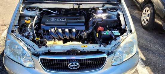 TOYOTA-COROLLA-2004