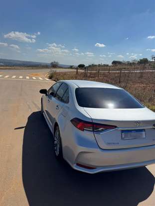 TOYOTA-COROLLA-2021