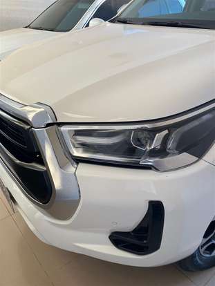 TOYOTA-HILUX-2024