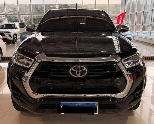 TOYOTA-HILUX-2024