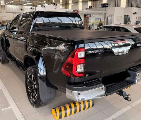 TOYOTA-HILUX-2024