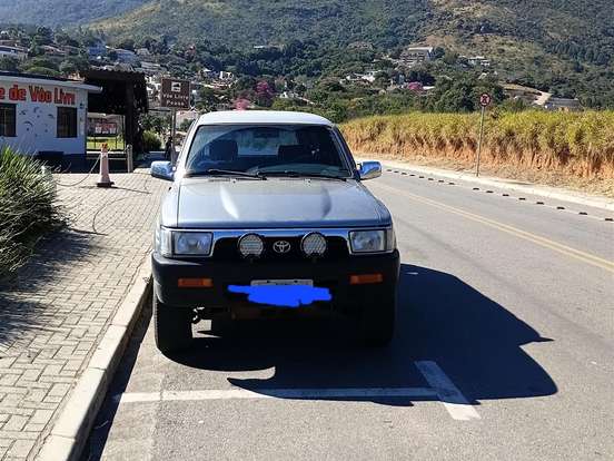 TOYOTA-HILUX SW4-2.8 4X4 8V DIESEL 4P MANUAL TOYOTA-HILUX SW4-1993