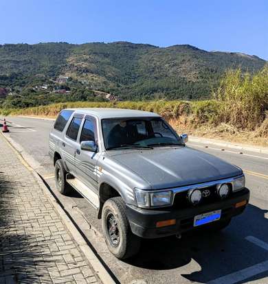 TOYOTA-HILUX SW4-1993
