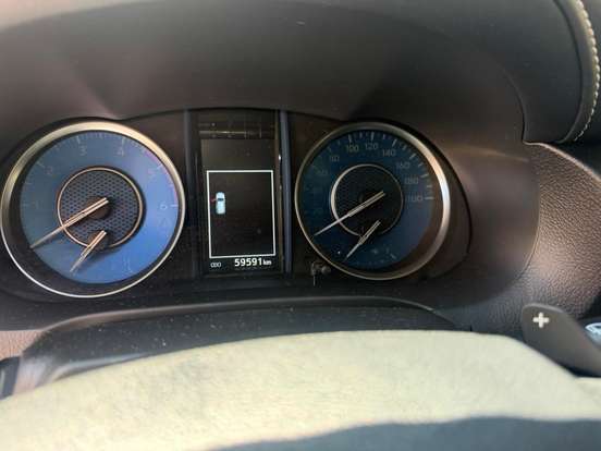 TOYOTA-HILUX SW4-2023