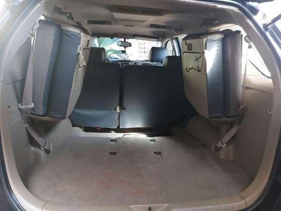 TOYOTA-HILUX SW4-2012