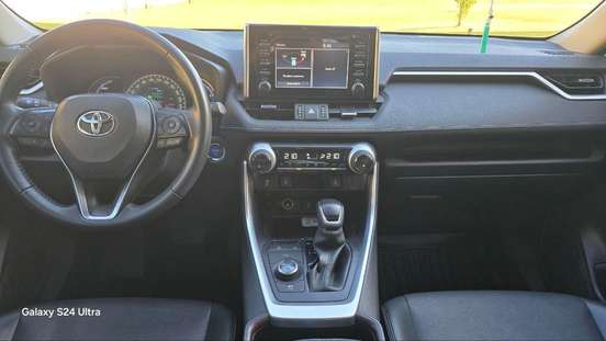TOYOTA-RAV4-2022