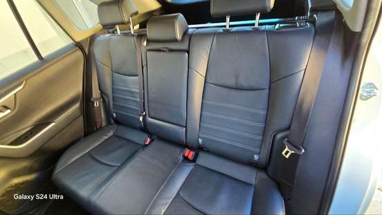 TOYOTA-RAV4-2022
