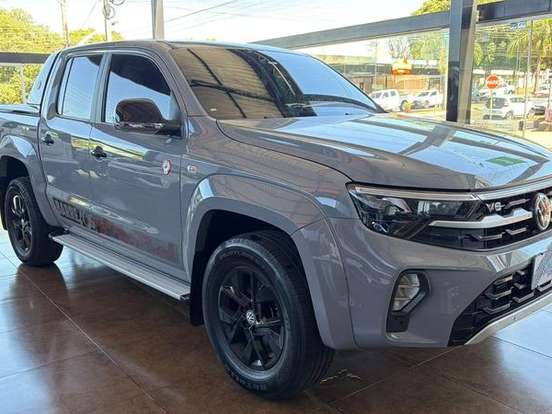 VOLKSWAGEN-AMAROK-3.0 V6 TDI DIESEL BARRETOS 70 ANOS CD 4MOTION AUTOMÁTICO VOLKSWAGEN-AMAROK-2025