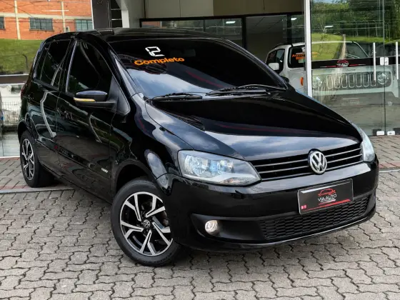 VOLKSWAGEN FOX 1.0 MI 8V FLEX 4P MANUAL VOLKSWAGEN FOX 1.0 MI 8V FLEX 4P MANUAL