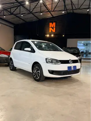 VOLKSWAGEN FOX 1.0 MI TREND 8V FLEX 4P MANUAL VOLKSWAGEN FOX 1.0 MI TREND 8V FLEX 4P MANUAL
