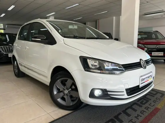 VOLKSWAGEN FOX 1.6 MSI TOTAL FLEX CONNECT 4P MANUAL VOLKSWAGEN FOX 1.6 MSI TOTAL FLEX CONNECT 4P MANUAL