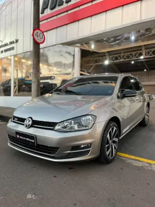 VOLKSWAGEN GOLF 1.4 TSI HIGHLINE 16V GASOLINA 4P AUTOMÁTICO VOLKSWAGEN GOLF 1.4 TSI HIGHLINE 16V GASOLINA 4P AUTOMÁTICO