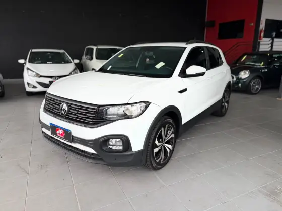 VOLKSWAGEN T-CROSS 1.0 200 TSI TOTAL FLEX AUTOMÁTICO VOLKSWAGEN T-CROSS 1.0 200 TSI TOTAL FLEX AUTOMÁTICO