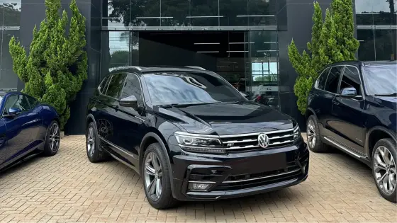 VOLKSWAGEN TIGUAN 2.0 350 TSI GASOLINA ALLSPACE R-LINE 4MOTION DSG VOLKSWAGEN TIGUAN 2.0 350 TSI GASOLINA ALLSPACE R-LINE 4MOTION DSG