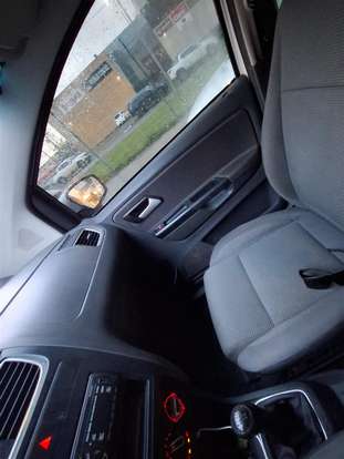 VOLKSWAGEN-FOX-2011