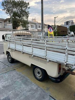 VOLKSWAGEN KOMBI 1.6 MI PICK-UP CS 8V GASOLINA 2P MANUAL