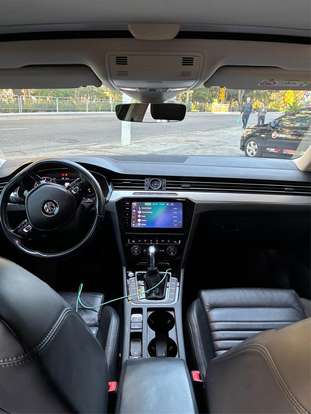 VOLKSWAGEN-PASSAT-2018
