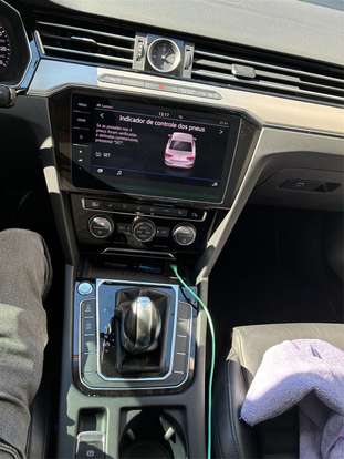 VOLKSWAGEN-PASSAT-2018