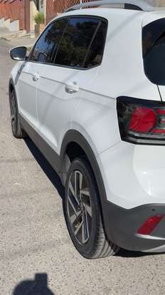 VOLKSWAGEN-T-CROSS-2024