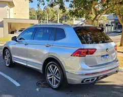 VOLKSWAGEN TIGUAN 2.0 300 TSI GASOLINA ALLSPACE R-LINE AUTOMÁTICO VOLKSWAGEN TIGUAN 2.0 300 TSI GASOLINA ALLSPACE R-LINE AUTOMÁTICO
