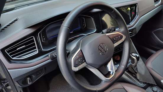 VOLKSWAGEN-VIRTUS-1.0 200 TSI HIGHLINE AUTOMÁTICO VOLKSWAGEN-VIRTUS-2024