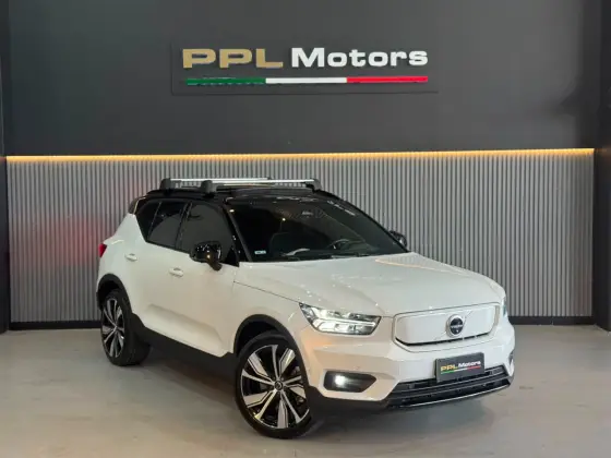 VOLVO XC40 P8 RECHARGE ELECTRIC BEV PURE AWD VOLVO XC40 P8 RECHARGE ELECTRIC BEV PURE AWD