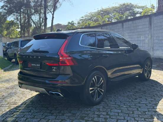 VOLVO-XC60-2.0 T5 GASOLINA MOMENTUM AWD GEARTRONIC VOLVO-XC60-2019