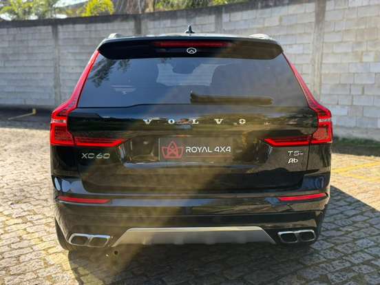 VOLVO-XC60-2019