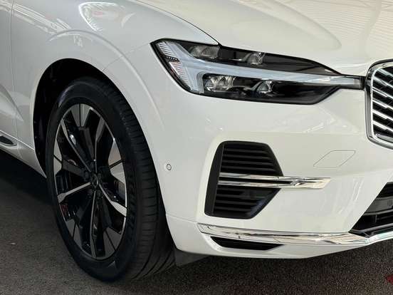 VOLVO-XC60-2.0 T8 PHEV ULTRA AWD GEARTRONIC VOLVO-XC60-2025