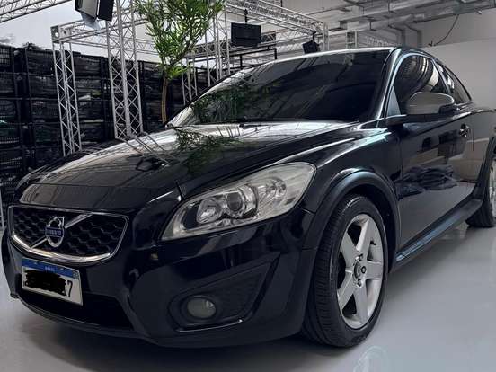 VOLVO-C30-2.0 GASOLINA 2P AUTOMÁTICO VOLVO-C30-2010
