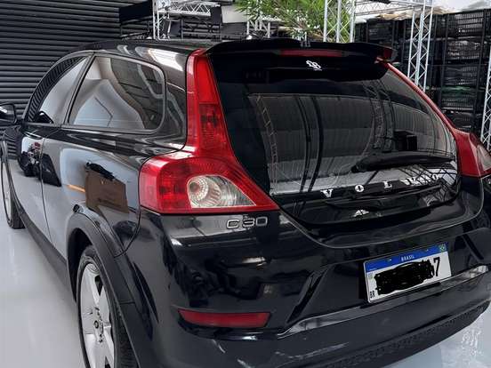VOLVO-C30-2.0 GASOLINA 2P AUTOMÁTICO VOLVO-C30-2010