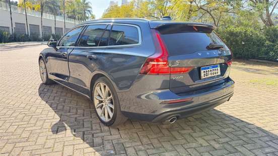 VOLVO-V60-2020