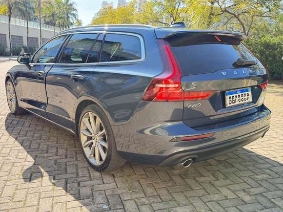 VOLVO-V60-2.0 T5 GASOLINA MOMENTUM GEARTRONIC VOLVO-V60-2020