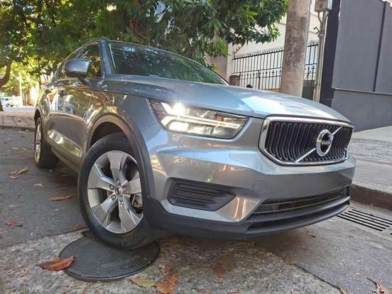 VOLVO-XC40-2.0 T4 GASOLINA GEARTRONIC VOLVO-XC40-2019