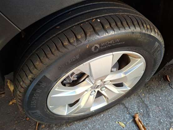 VOLVO-XC40-2.0 T4 GASOLINA GEARTRONIC VOLVO-XC40-2019