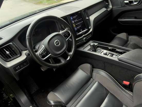 VOLVO-XC60-2.0 T8 HYBRID R-DESIGN AWD GEARTRONIC VOLVO-XC60-2021