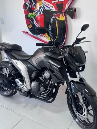 YAMAHA FZ25 FAZER ABS YAMAHA FZ25 FAZER ABS