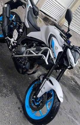YAMAHA MT-03 CONNECTED ABS 