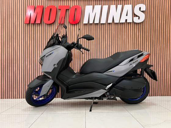YAMAHA XMAX ABS 