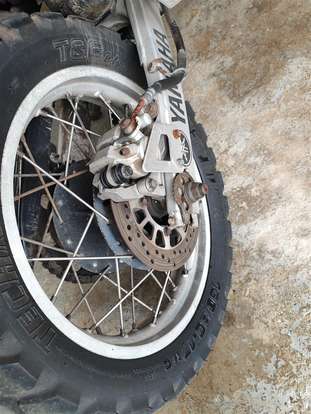 YAMAHA-XT 600 E YAMAHA-XT 600 E-2004