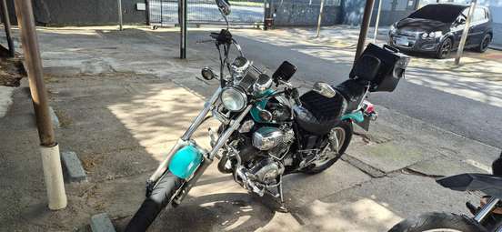 YAMAHA-XV VIRAGO 750-1995