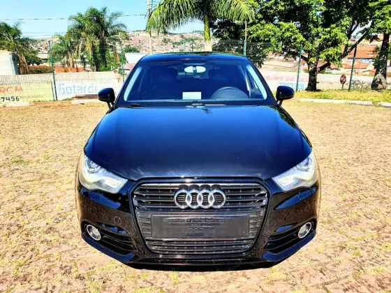 AUDI A1 1.4 TFSI SPORTBACK ATTRACTION 16V 122CV GASOLINA 4P S-TRONIC