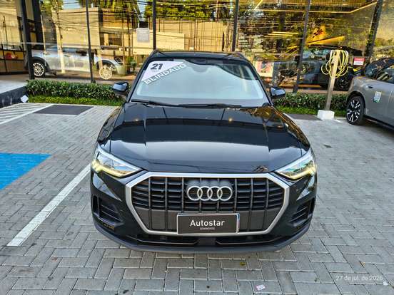 AUDI-Q3-2021
