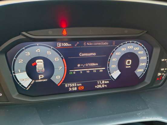 AUDI-Q3-2021