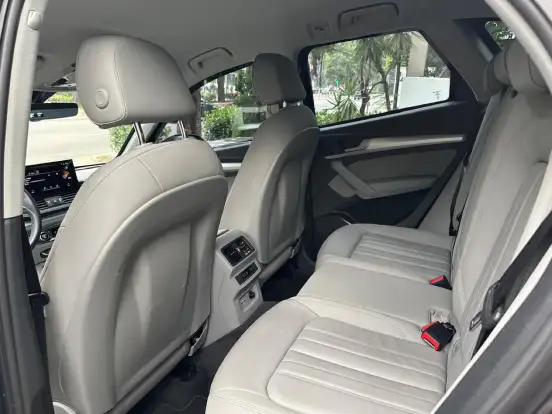 AUDI-Q5-2021
